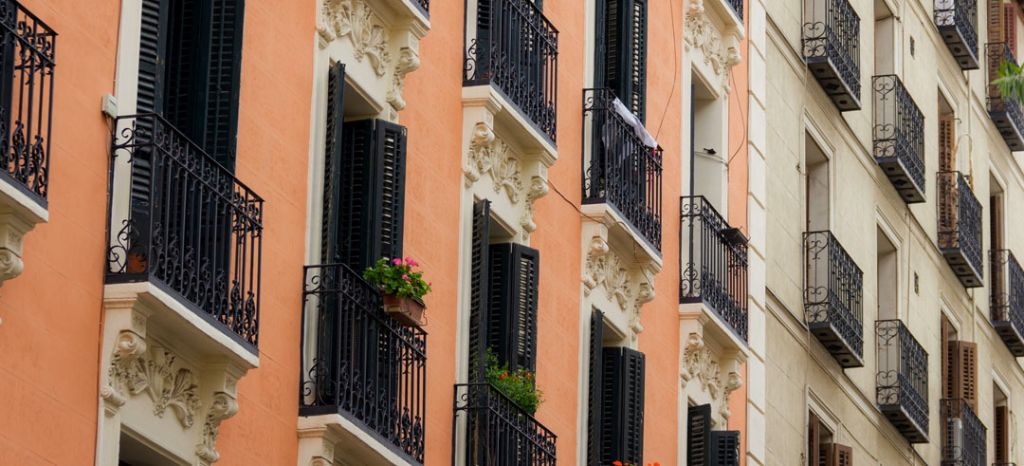 Todas las ventajas y cambios sobre la nueva ley de vivienda 2022. Descubre las novedades que ofrece y como te puede afectar. Te contamos todo lo que tienes que tener en cuenta: puntos clave, novedades... ¡Estate atento!